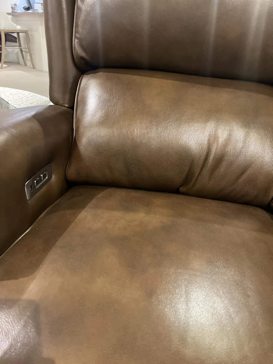 Century LR-1050-6EM-S1/20 Select Motion Electric Recliner Century LR-1050-6EM-S1/20 Select Motion Electric Recliner