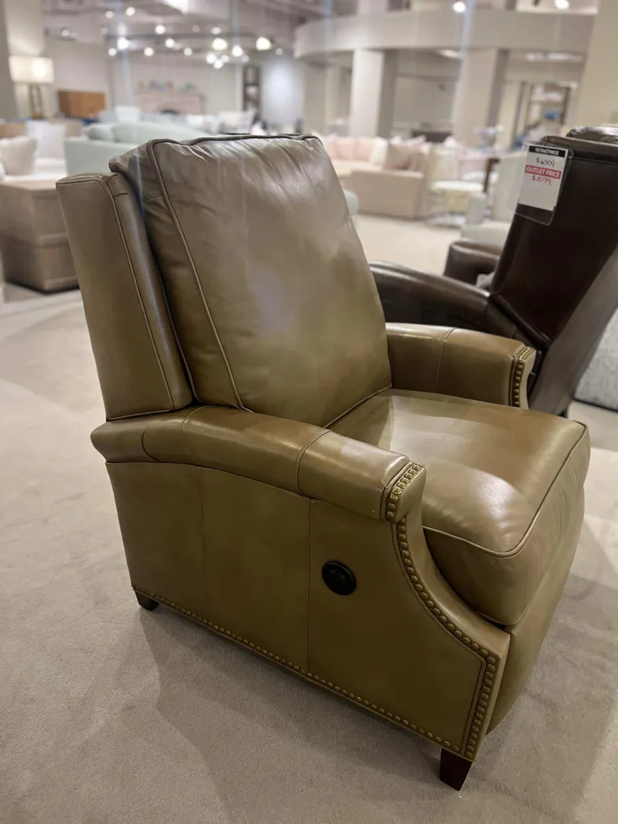 Century LR-C1025-6EM-S1/30 Select Motion Electric Recliner Century LR-C1025-6EM-S1/30 Select Motion Electric Recliner