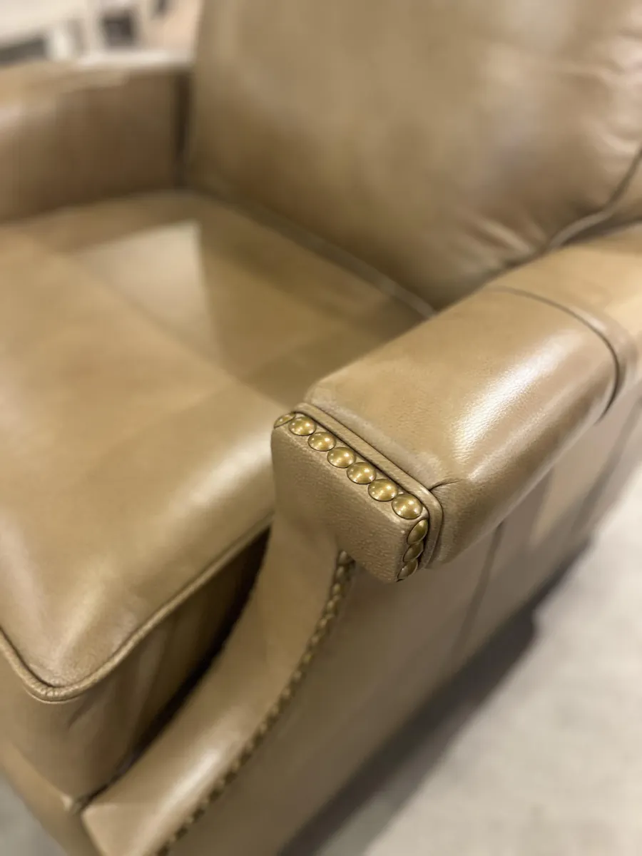 Century LR-C1025-6EM-S1/30 Select Motion Electric Recliner Century LR-C1025-6EM-S1/30 Select Motion Electric Recliner