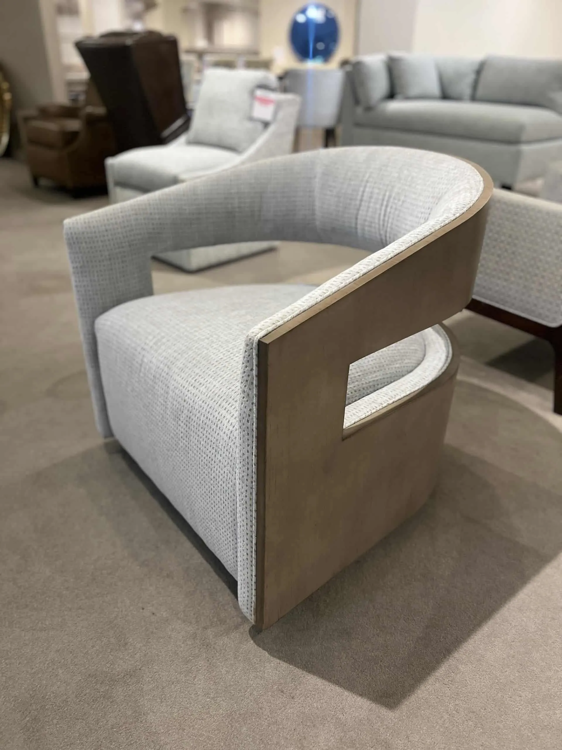 Century CCC3107-8/140 Brayden Swivel Chair