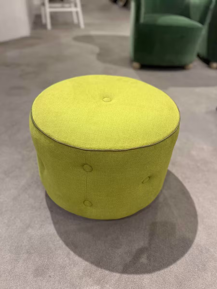 Highland House 1339-20/360,430 Mary Jane Swivel Ottoman Highland House 1339-20/360,430 Mary Jane Swivel Ottoman