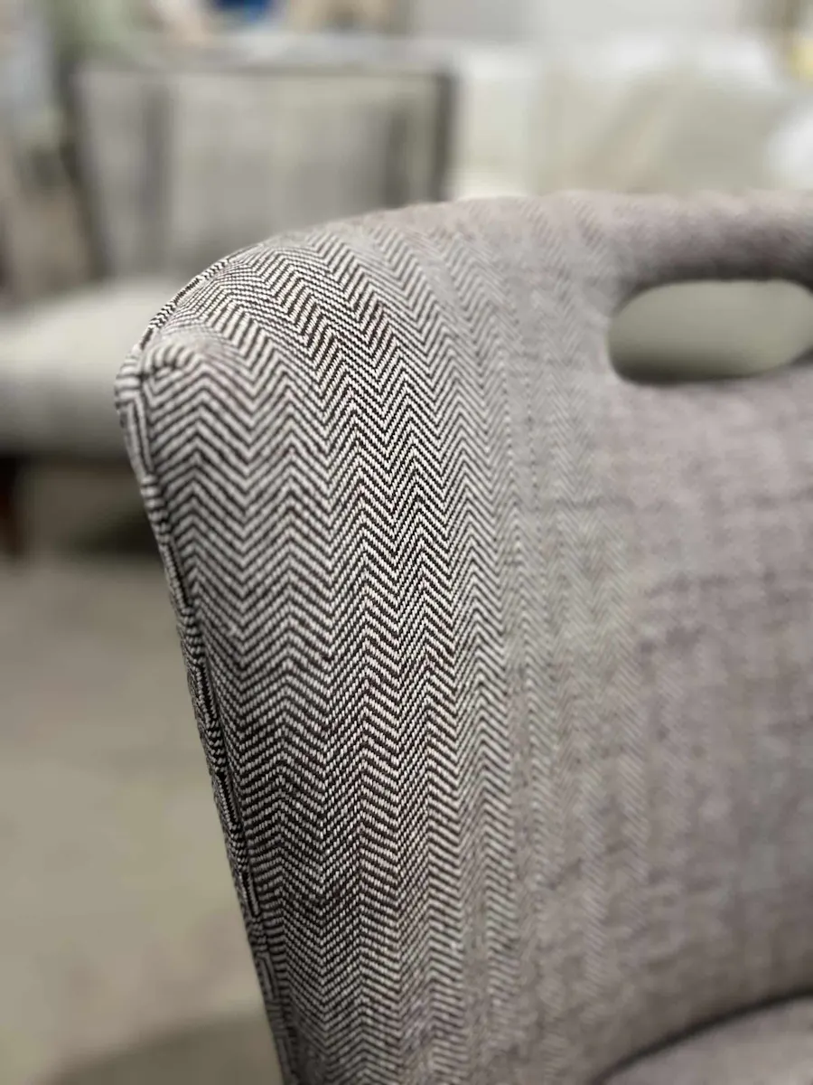 Highland House 1528/180 Sinclair Dining Chair Highland House 1528/180 Sinclair Dining Chair