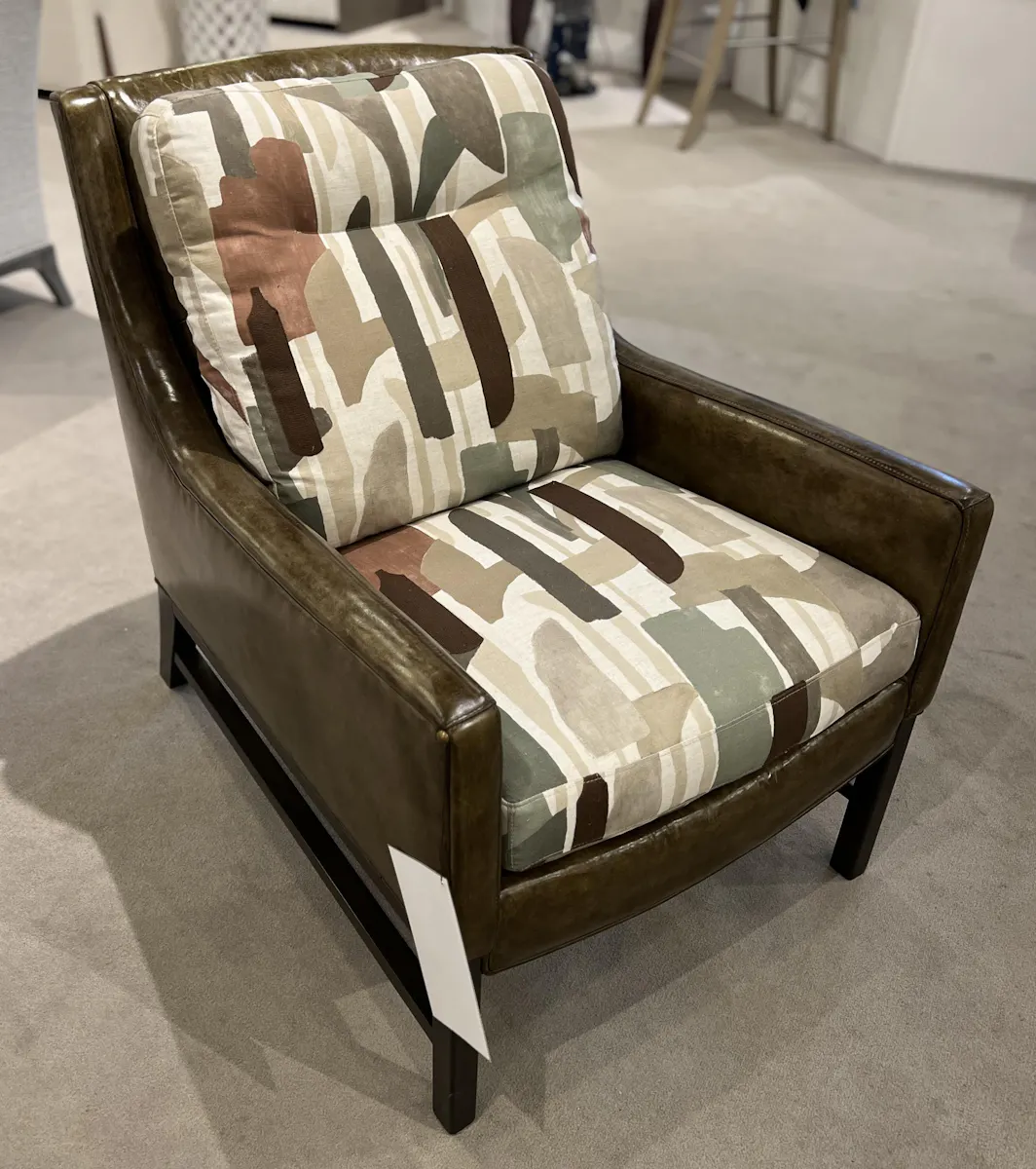 Hancock and Moore 5820-1/543 Maverick Chair Hancock and Moore 5820-1/543 Maverick Chair