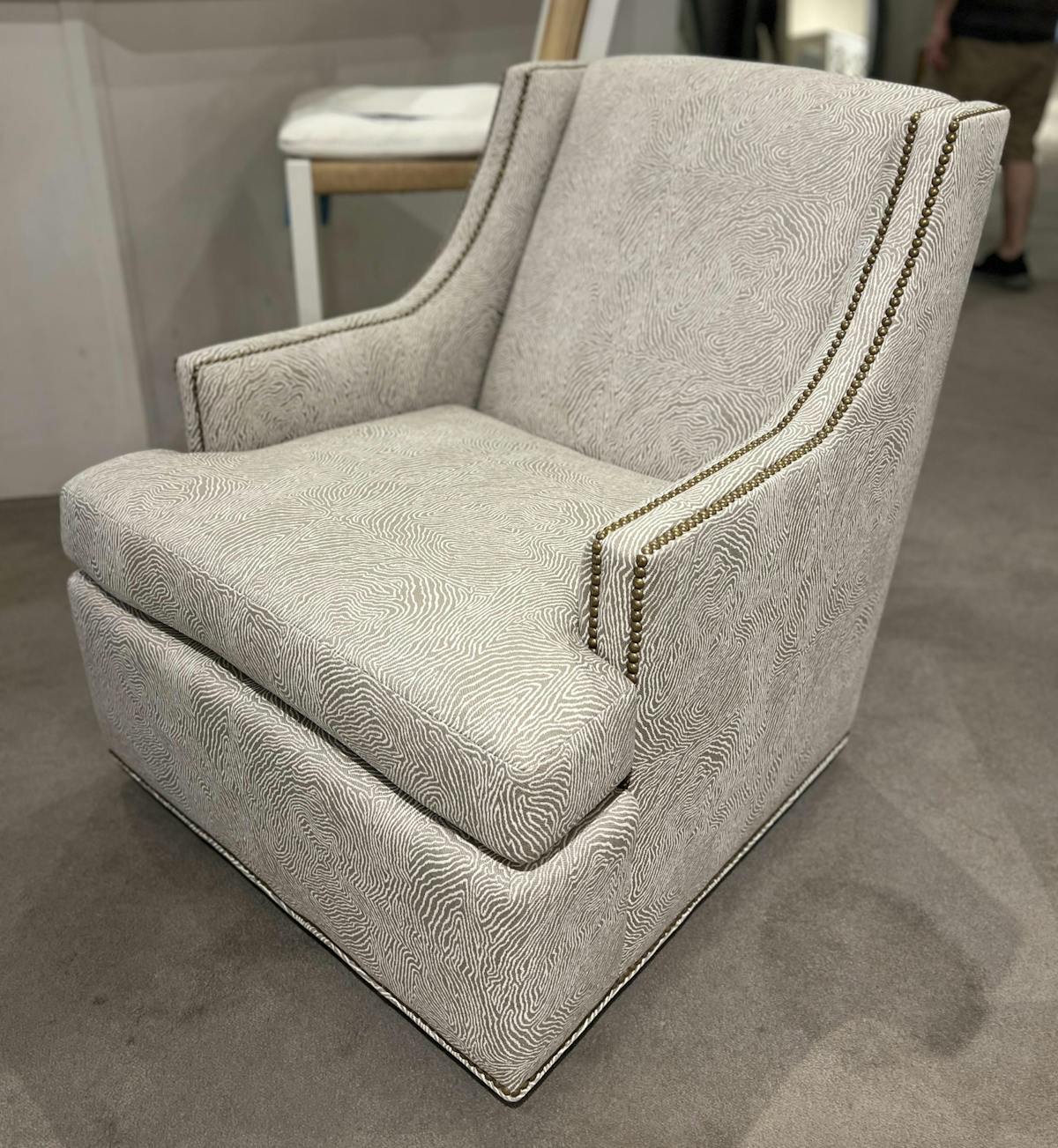Jessica Charles 5625-S/10856 Crosby Swivel Chair Jessica Charles 5625-S/10856 Crosby Swivel Chair