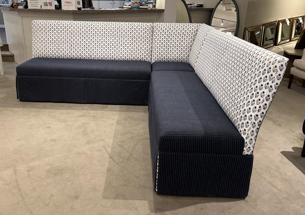 Jessica Charles 7003-64/10858,10859,10860 Gigi Banquette Jessica Charles 7003-64/10858,10859,10860 Gigi Banquette