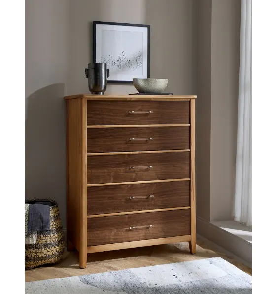 Vaughan Bassett 853-115 Nordhaven 5 Drawer Chest Two Tone Vaughan Bassett 853-115 Nordhaven 5 Drawer Chest Two Tone