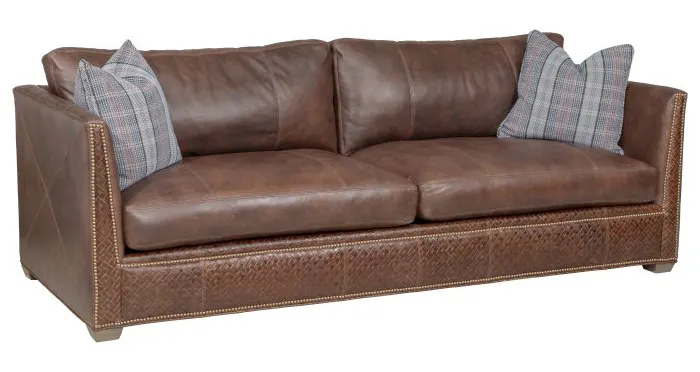 Fairfield P-2604-93-B Chesterfield 93" Sofa in Leather Fairfield P-2604-93-B Chesterfield 93" Sofa in Leather