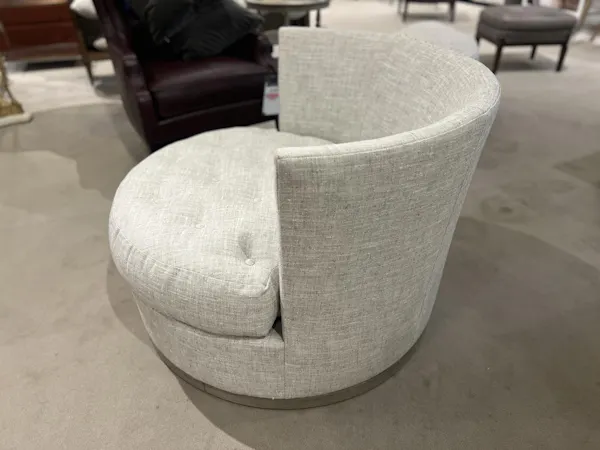 Hickory Chair HC7228-27/240 Cask Swivel Chair Hickory Chair HC7228-27/240 Cask Swivel Chair