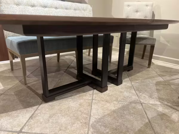 Hickory Chair HC7340-10/250,260,270 Clipse Dining Table Hickory Chair HC7340-10/250,260,270 Clipse Dining Table