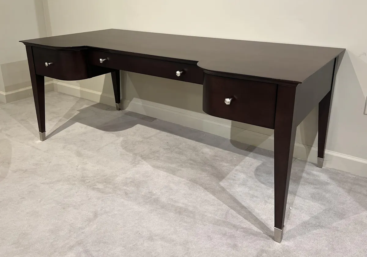 Hickory Chair HC3089-70/100 Fallon Desk Hickory Chair HC3089-70/100 Fallon Desk