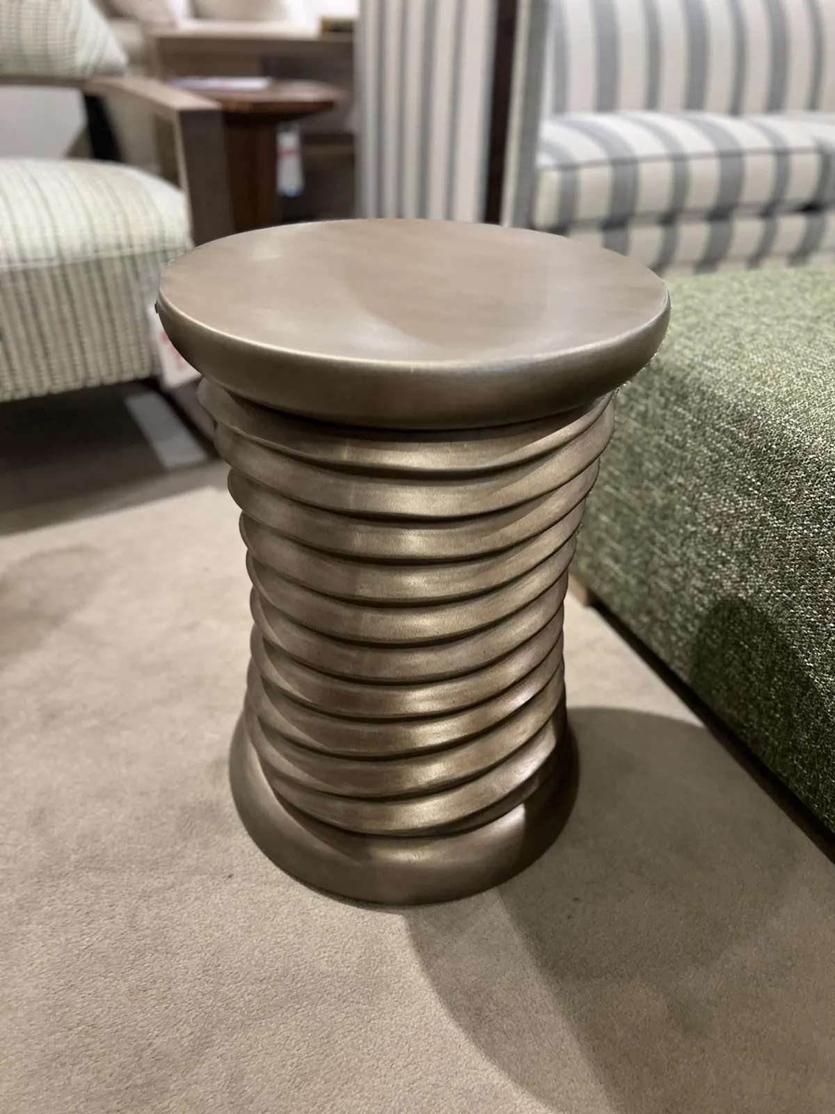Century 70A-631/20 Espee Accent Table Century 70A-631/20 Espee Accent Table
