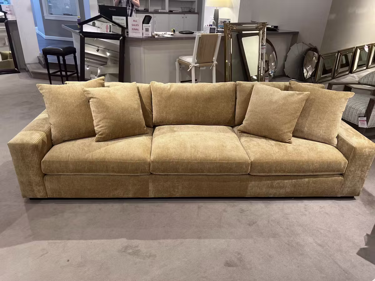 Century LTD7100-1/270 Great Room Large Sofa Century LTD7100-1/270 Great Room Large Sofa