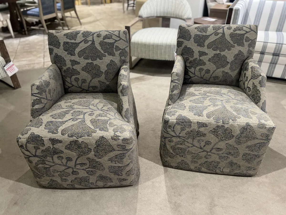 Century TS-CC9-3180-6SK/190 Stefano Skirted Chair Century TS-CC9-3180-6SK/190 Stefano Skirted Chair