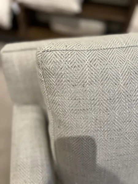 Century SIG2125-6/170 Cass Chair Century SIG2125-6/170 Cass Chair