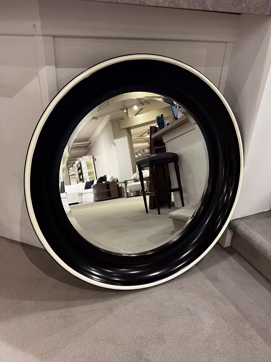 Hickory Chair HCP9099-10 Picard Round Mirror Hickory Chair HCP9099-10 Picard Round Mirror