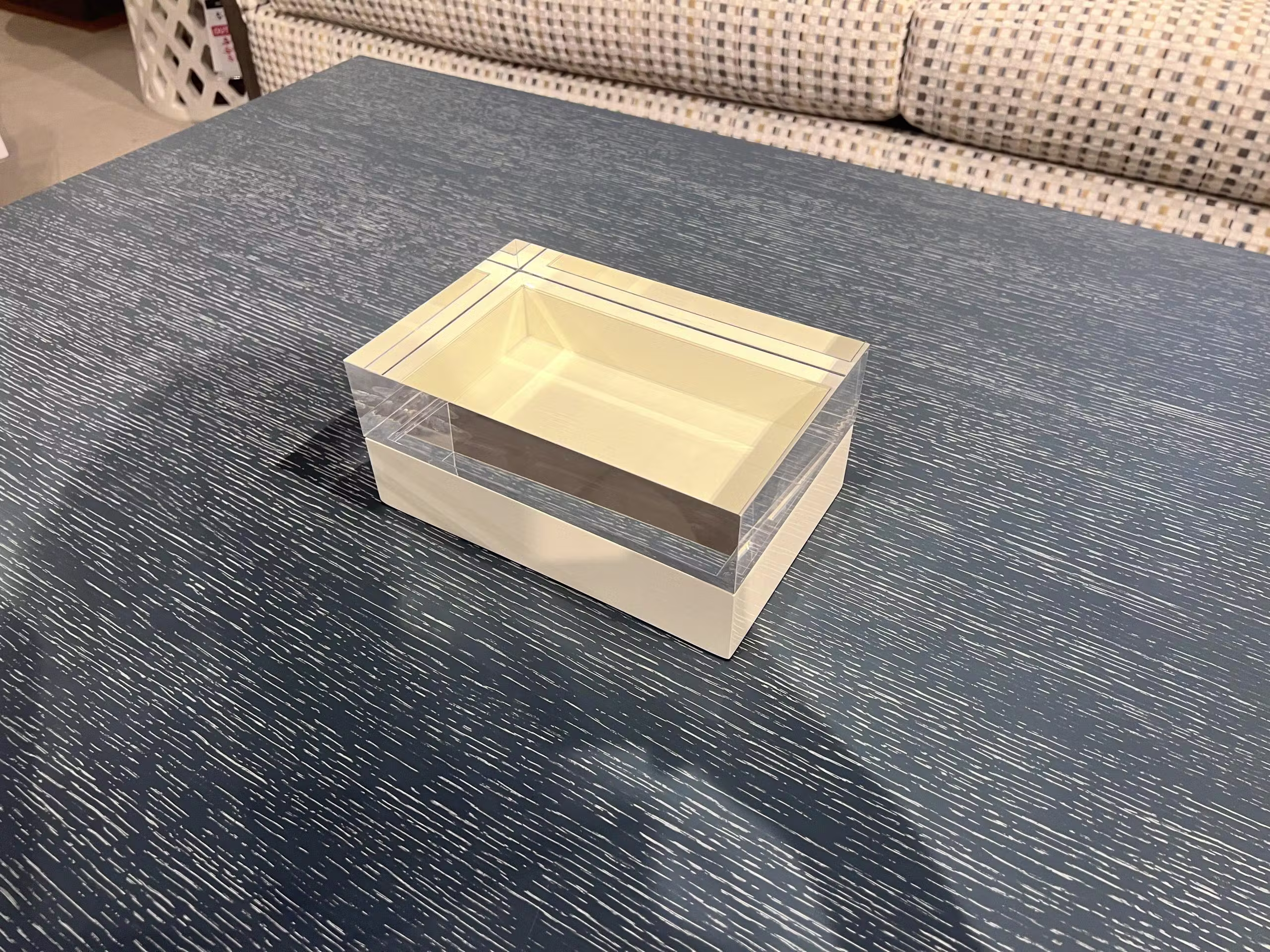 Hickory Chair 8027-01 Houston Small Box