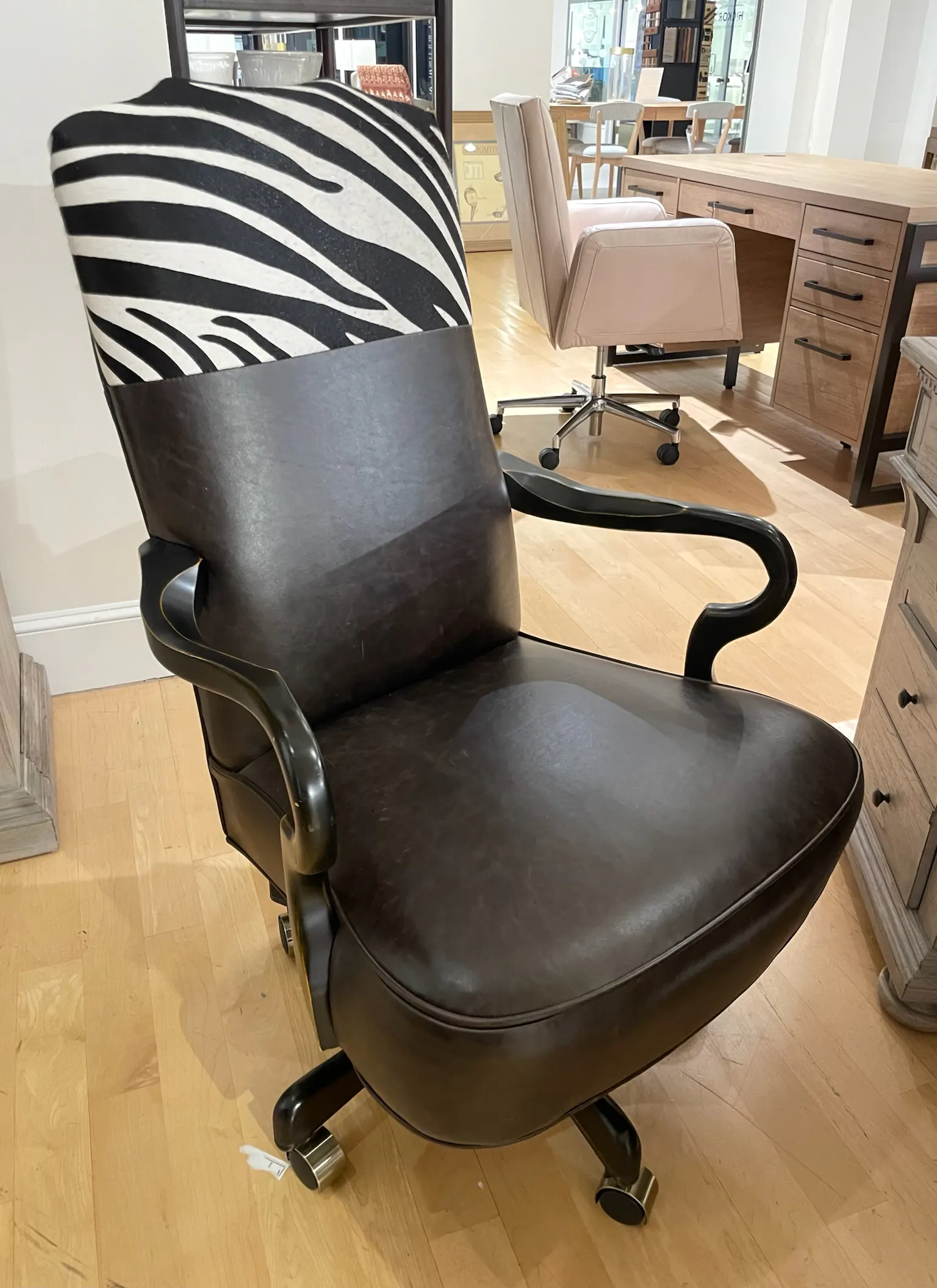 McKinley 483 Merion Executive Desk Chair