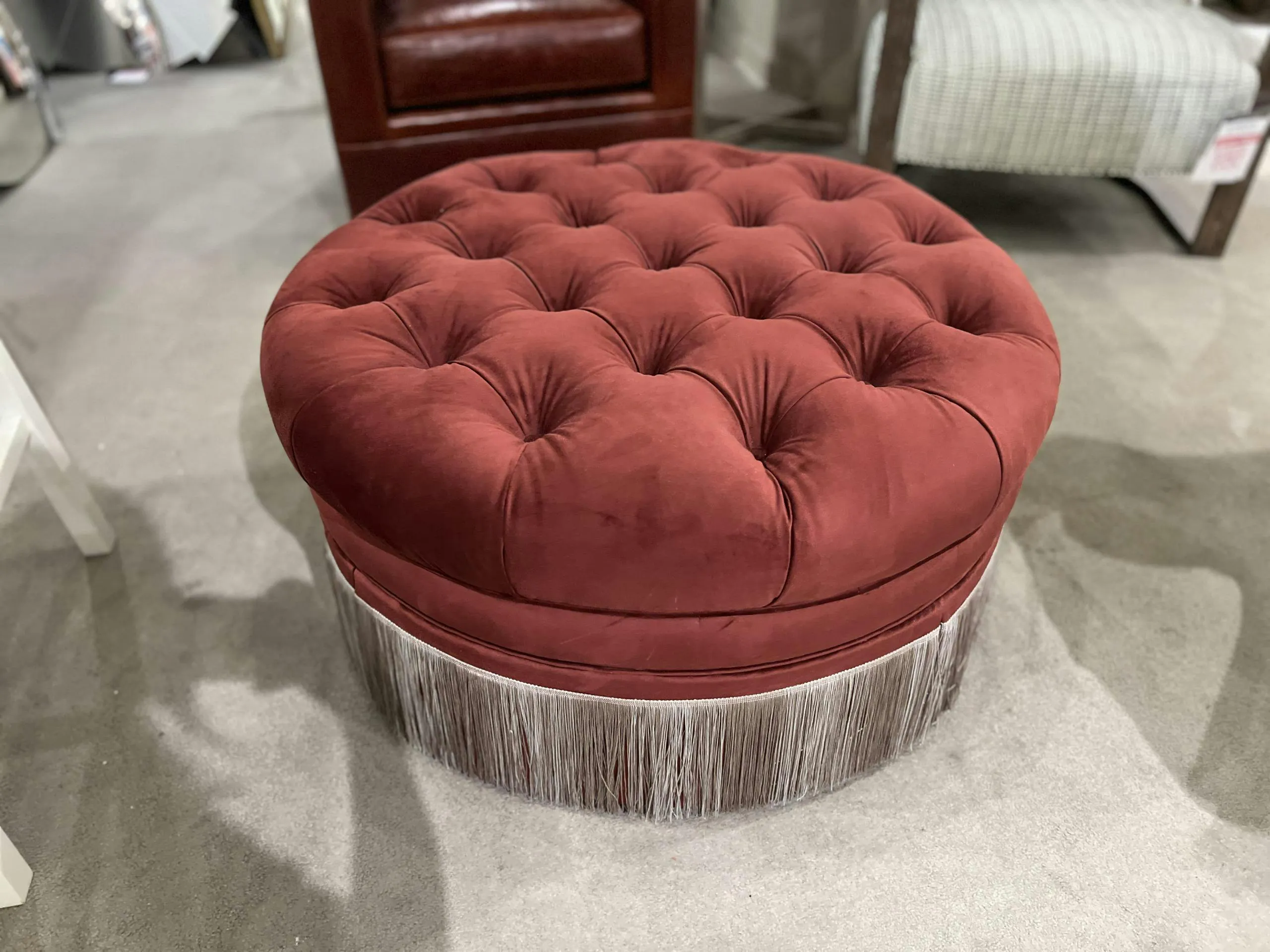 Jessica Charles 885/10582 Dinah Ottoman