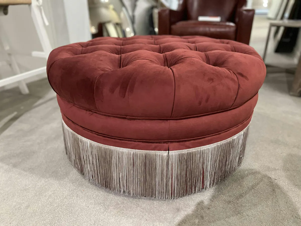 Jessica Charles 885/10582 Dinah Ottoman Jessica Charles 885/10582 Dinah Ottoman