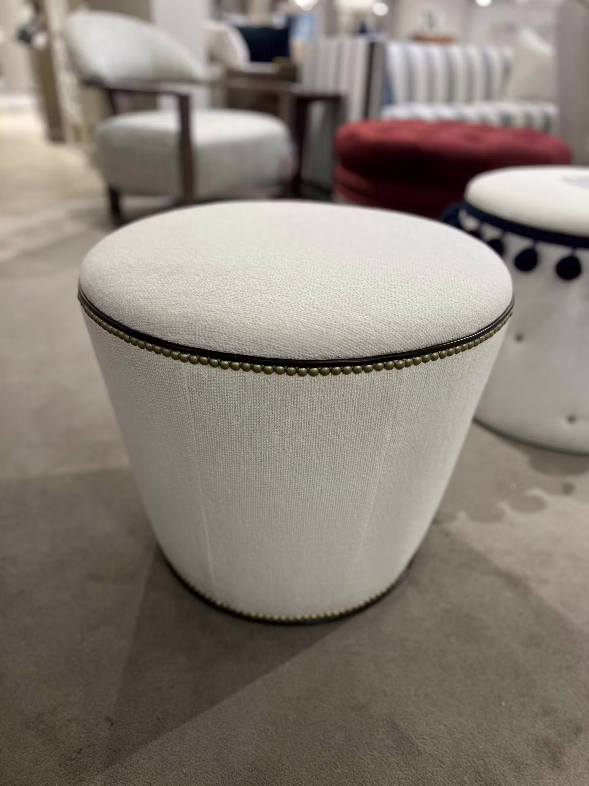 Jessica Charles 8903/10309 Layla Ottoman