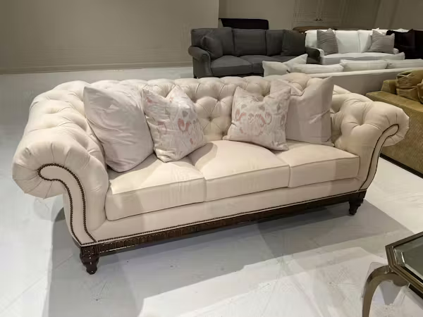 Hancock and Moore 1744/00338 Chancellor Tufted Sofa Hancock and Moore 1744/00338 Chancellor Tufted Sofa