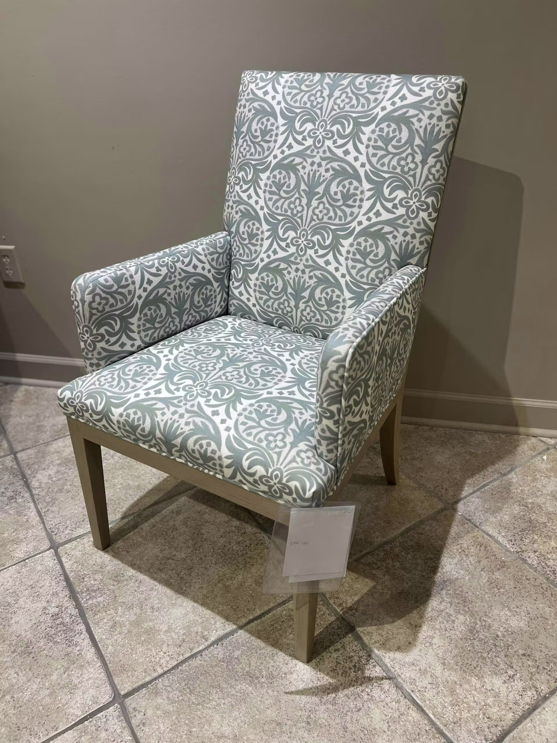 Jessica Charles 1120A-2/10625 Fretwork Diamond Arm Dining Chair