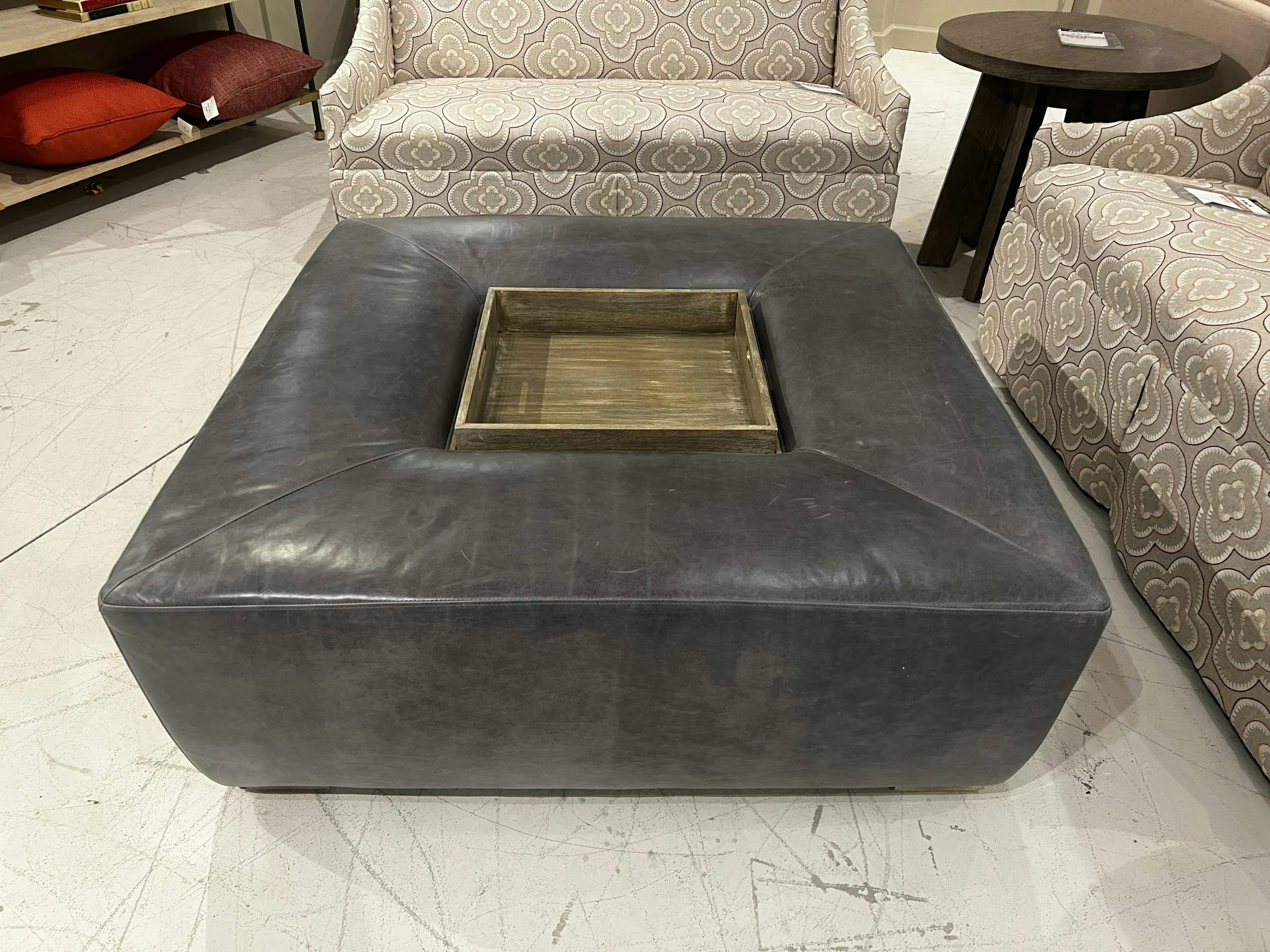 Hancock and Moore 6645/01172 Ventura Cocktail Ottoman