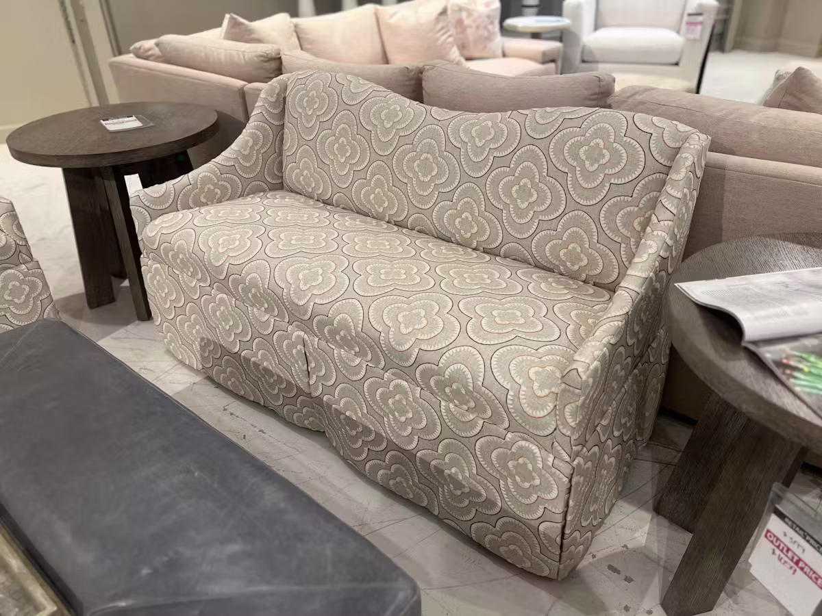 Jessica Charles 1722SK/10570,10571 Eloise Skirted Bench Jessica Charles 1722SK/10570,10571 Eloise Skirted Bench