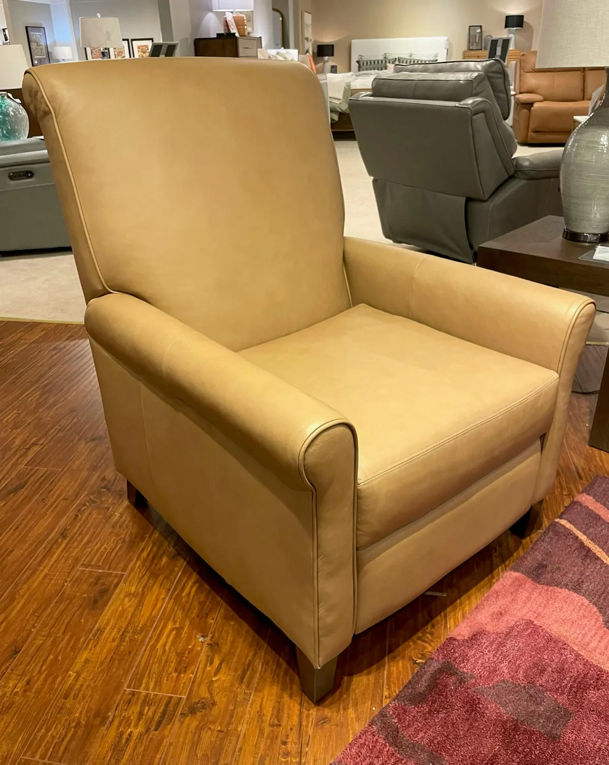 Bassett 7219-2 Nelson Tall Back Lounge Chair Bassett 7219-2 Nelson Tall Back Lounge Chair
