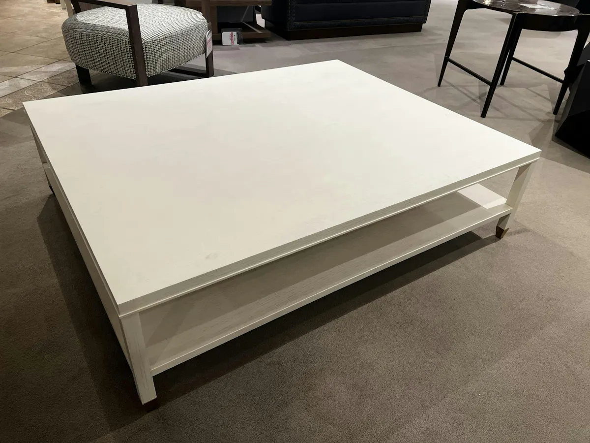 Century CR9-602-4/40 Bedford Cocktail Table Century CR9-602-4/40 Bedford Cocktail Table