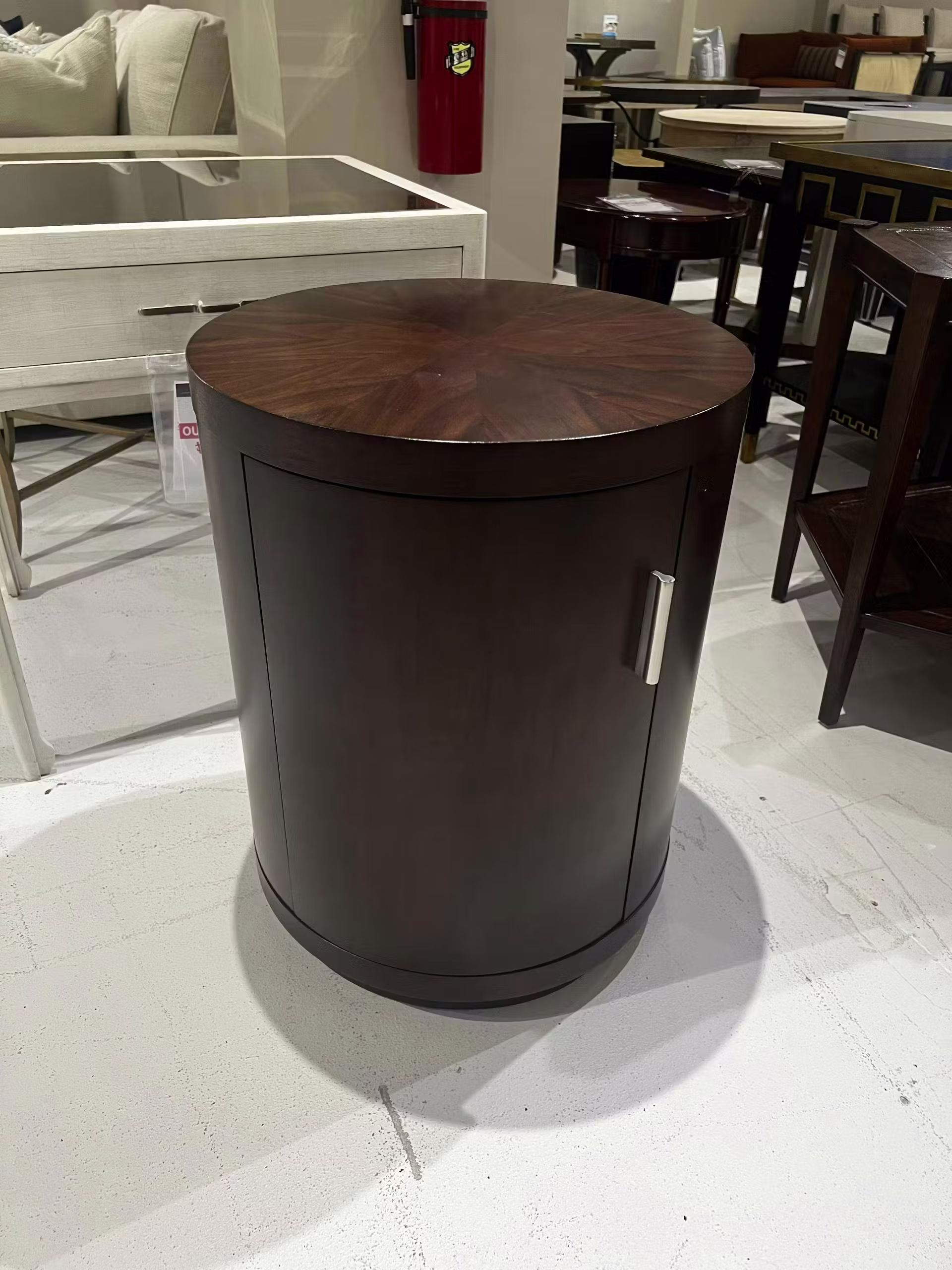 Century 849-627L/90 Door Commode – Left Facing