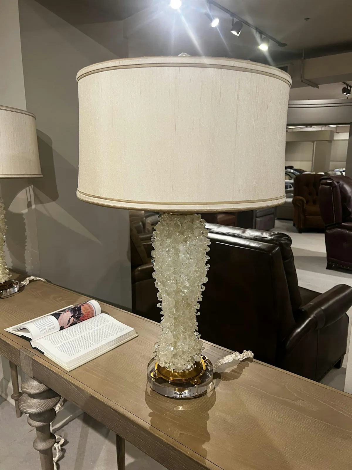 Maitland-Smith 8104-17 Rock Table Lamp Maitland-Smith 8104-17 Rock Table Lamp