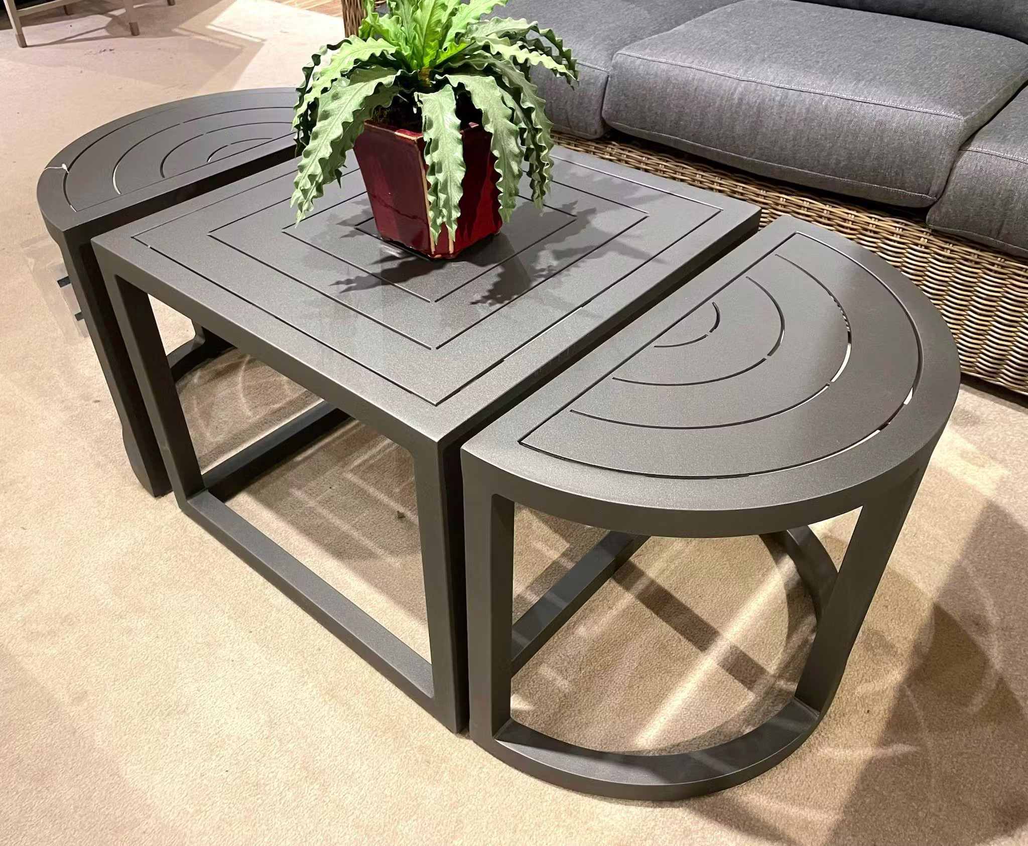 Lane Venture 455-65 Contempo Tea Table