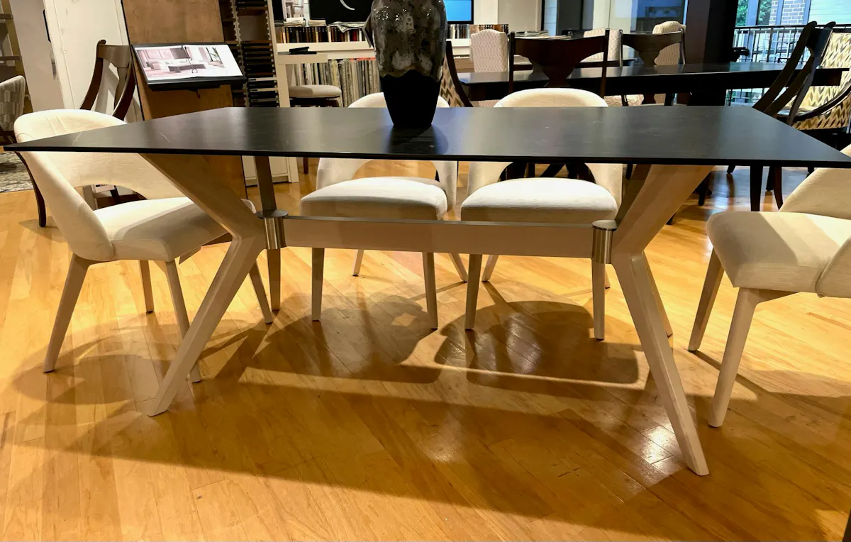 Canadel PRE04072 Downtwon Dining Table and Chairs Canadel PRE04072 Downtwon Dining Table and Chairs