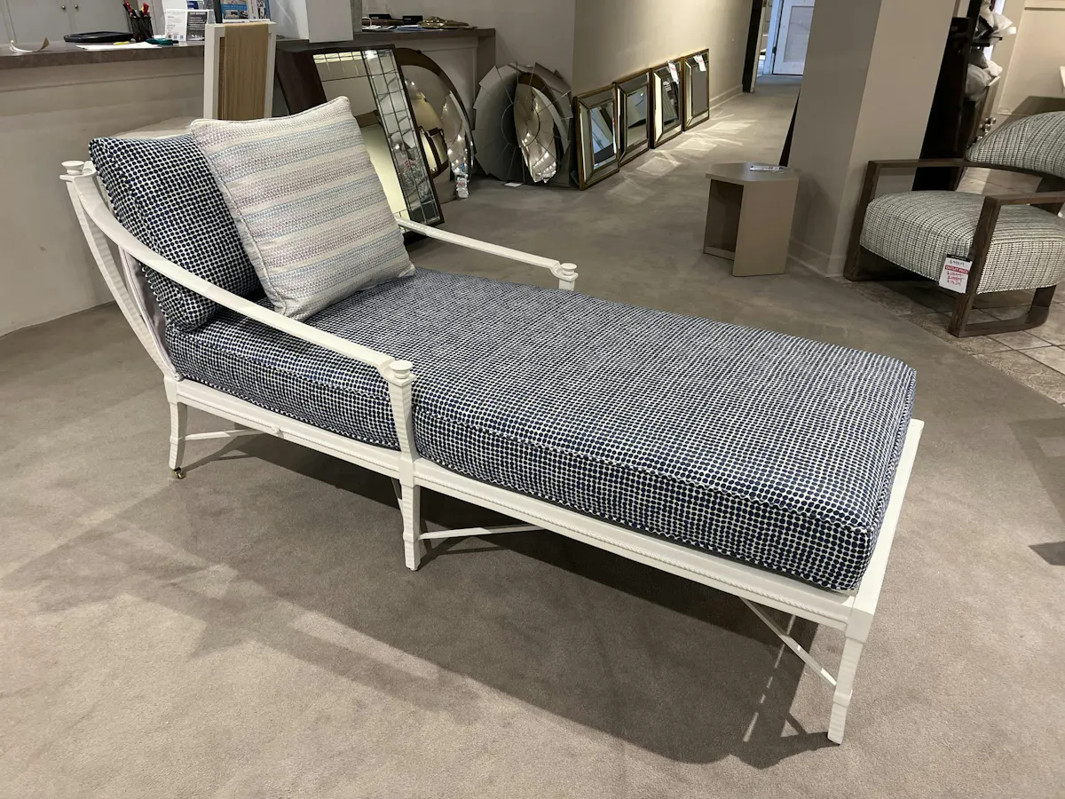 Century D12-73-9/20 Outdoor Single Chaise Century D12-73-9/20 Outdoor Single Chaise