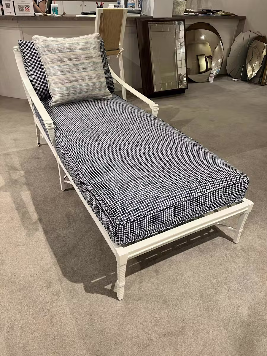 Century D12-73-9/20 Outdoor Single Chaise Century D12-73-9/20 Outdoor Single Chaise