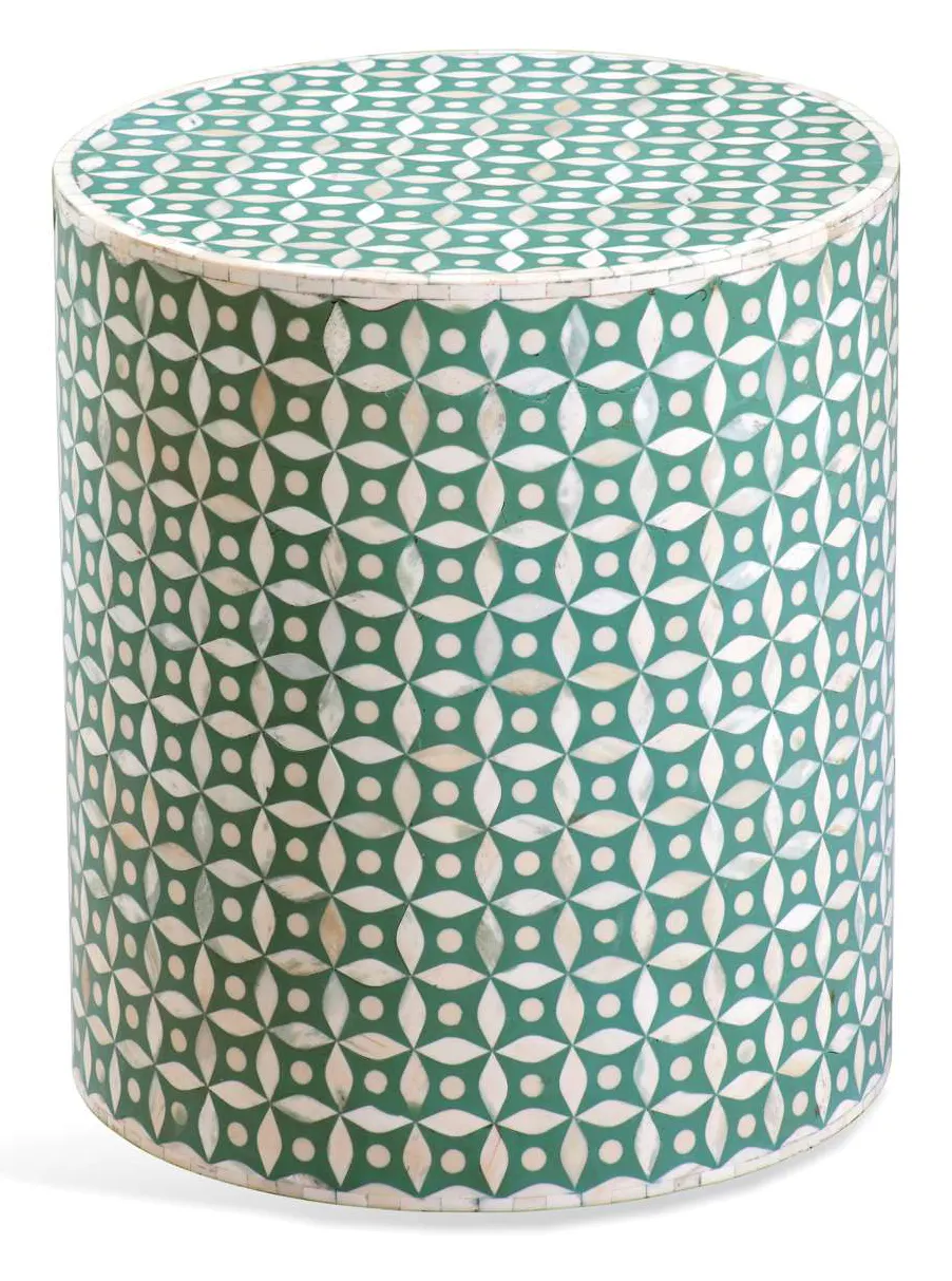 Basset Mirror Company 8850-LR-223 Finch Accent Table Basset Mirror Company 8850-LR-223 Finch Accent Table