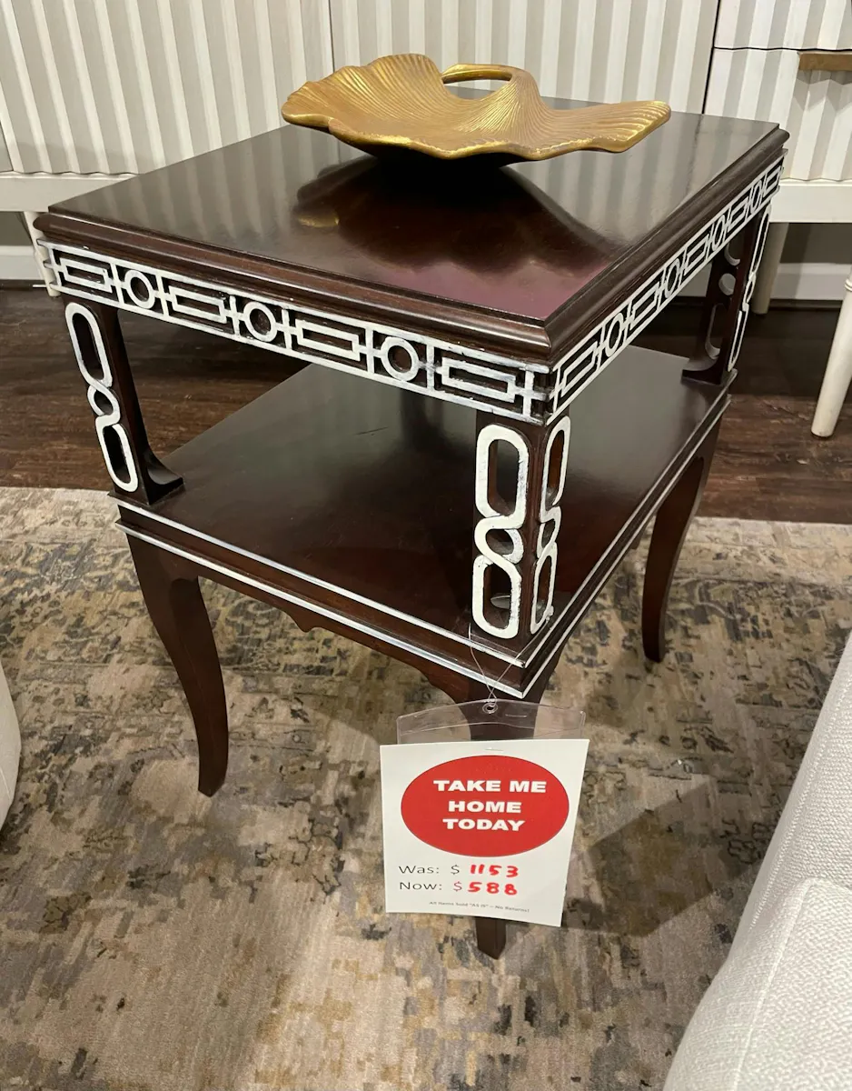 Hickory Chair 5488-40 Susannah Side Table Hickory Chair 5488-40 Susannah Side Table