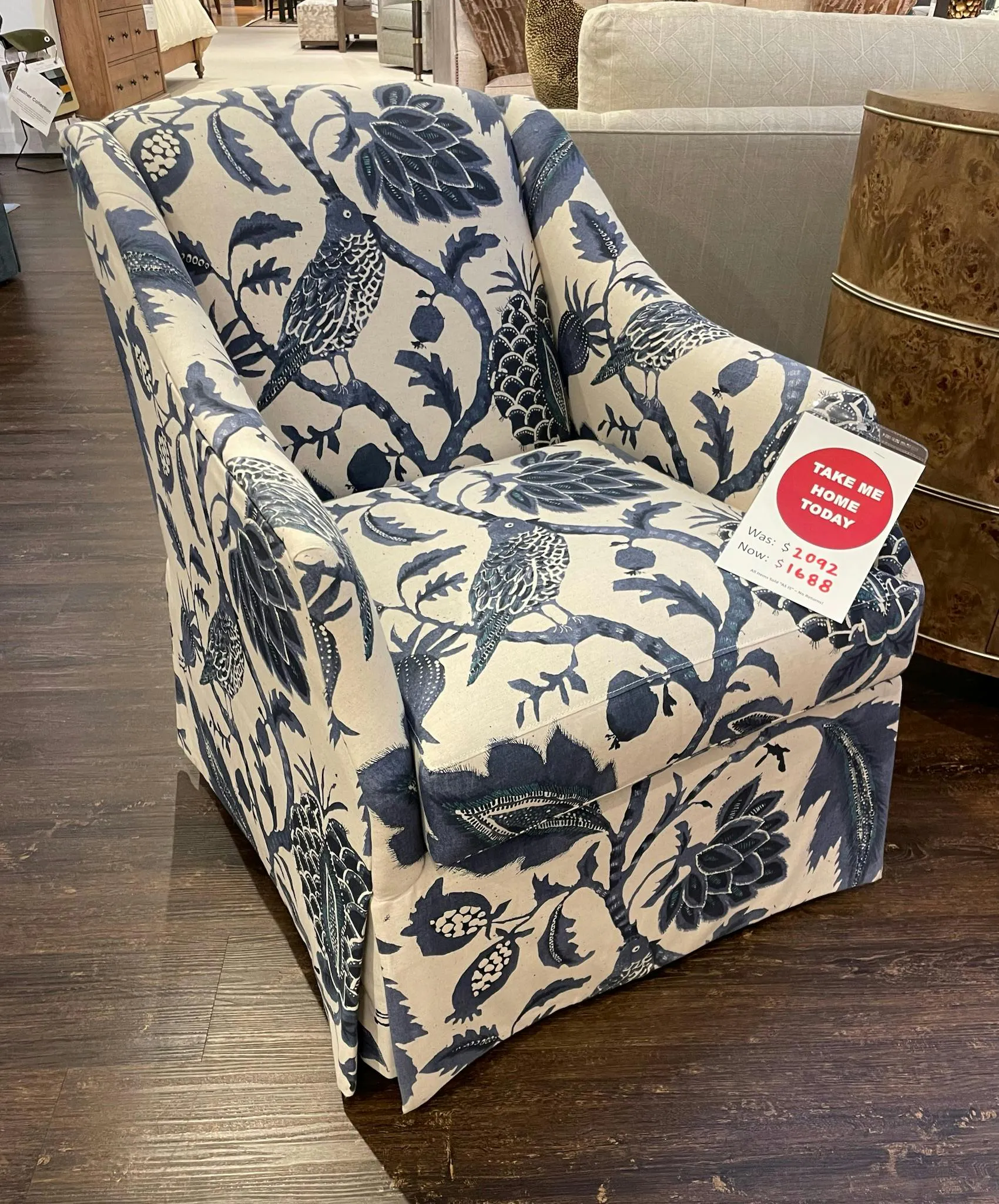 Wesley Hall 579 Julian Chair