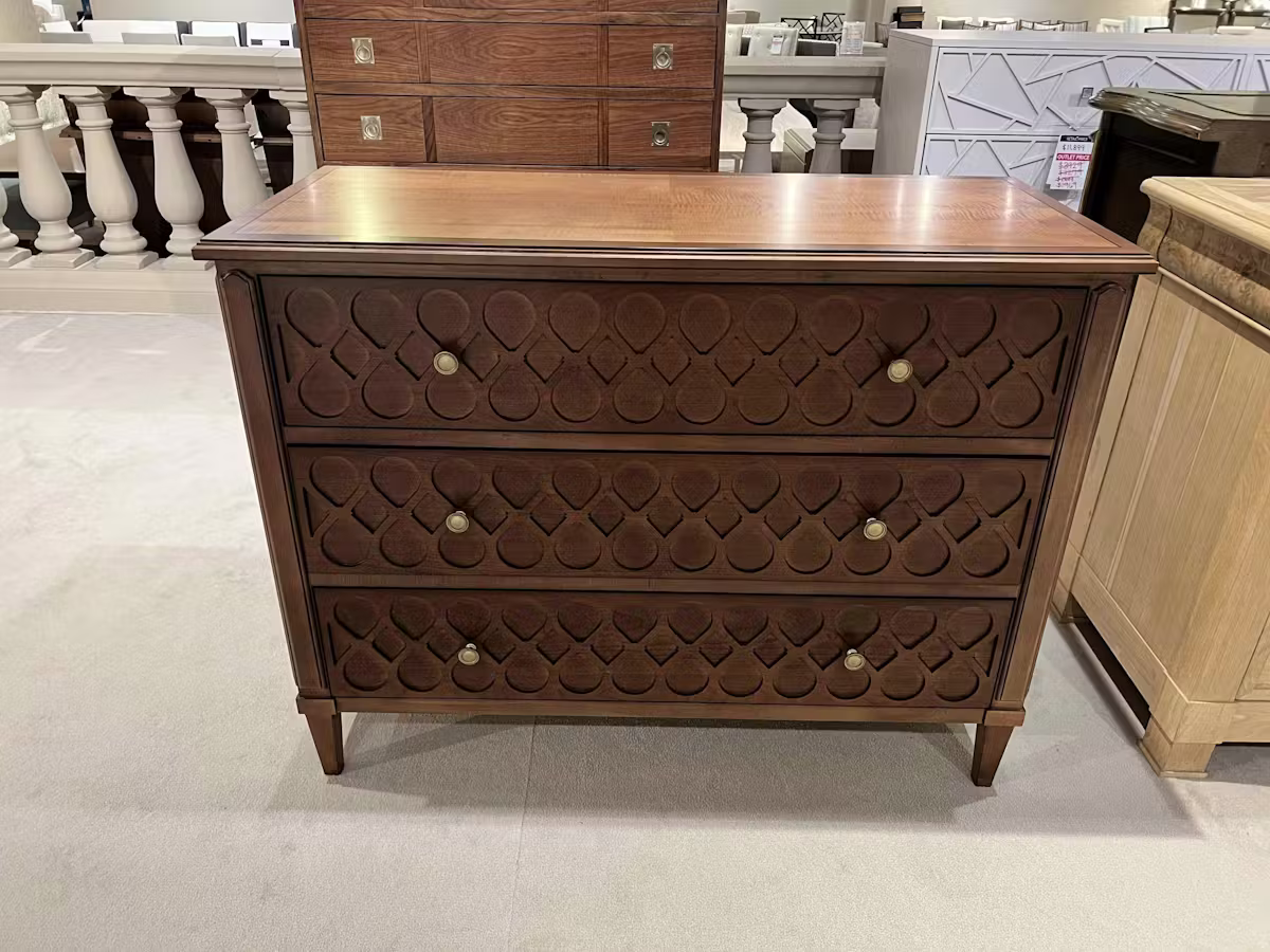 Hickory Chair HC9771-70/340 Murano Chest Hickory Chair HC9771-70/340 Murano Chest