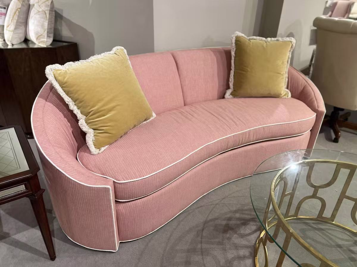 Hickory Chair HC6701-90/190 Ariele Sofa Hickory Chair HC6701-90/190 Ariele Sofa
