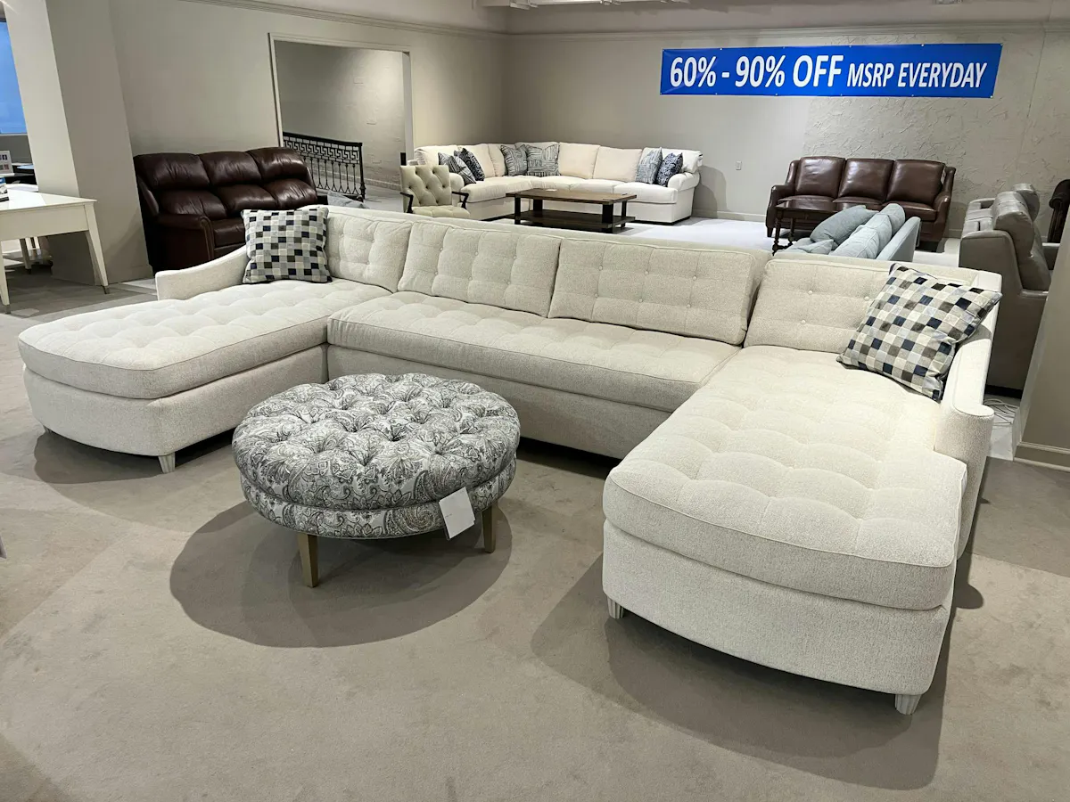 Hickory Chair HC3146-47/48/80 Comstock Sectional Hickory Chair HC3146-47/48/80 Comstock Sectional