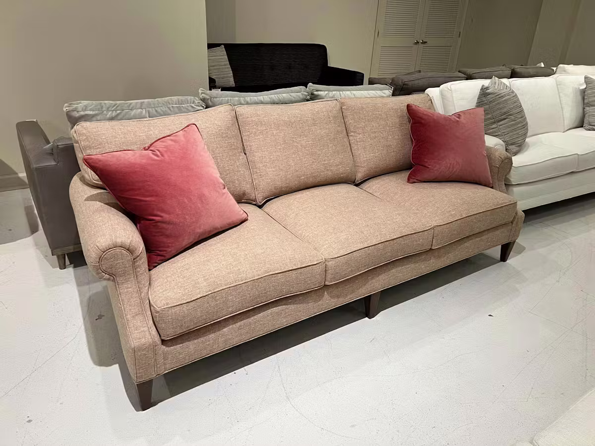 Hickory Chair HC8524-04/220 Ridley Sofa Hickory Chair HC8524-04/220 Ridley Sofa