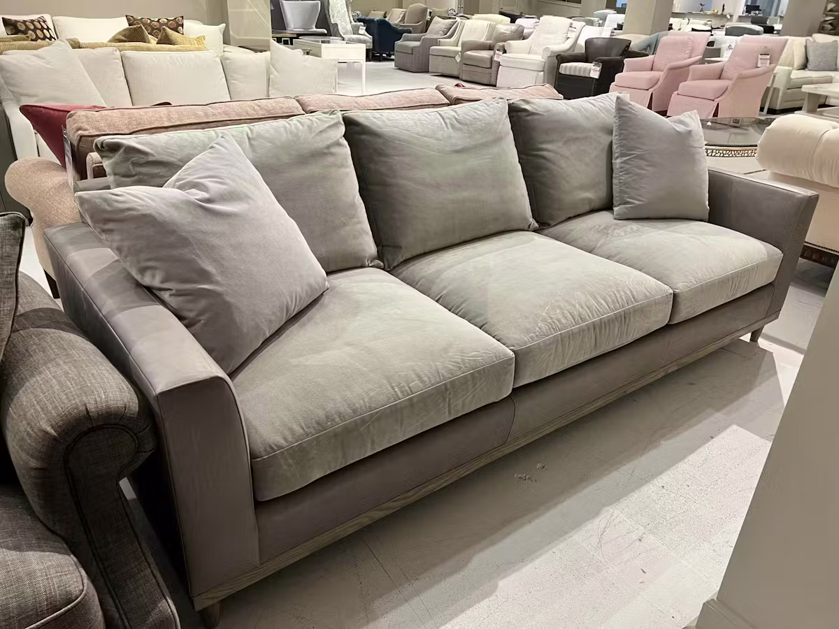 Hickory Chair HC7220-06/40 Ryder Sofa Hickory Chair HC7220-06/40 Ryder Sofa
