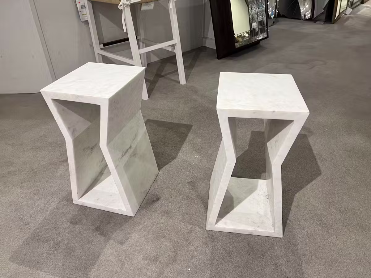 Highland House HH27-106-AS Sienna Accent Table Highland House HH27-106-AS Sienna Accent Table
