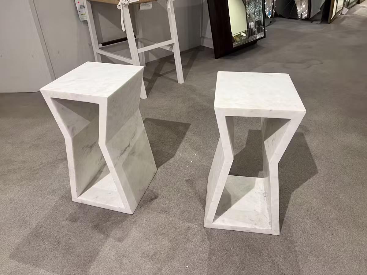Highland House HH27-106-AS Sienna Accent Table Highland House HH27-106-AS Sienna Accent Table