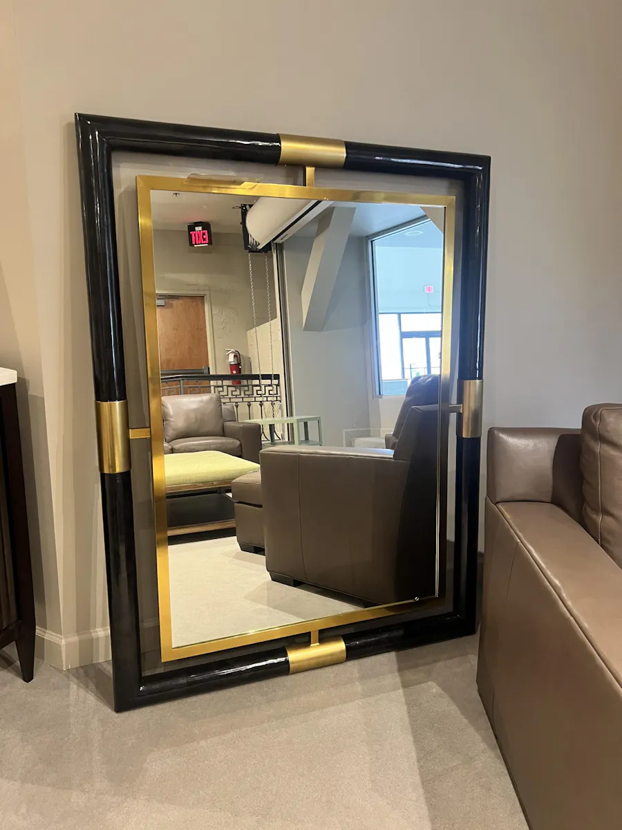 Maitland-Smith 8112-28/220 Gallant Mirror Maitland-Smith 8112-28/220 Gallant Mirror
