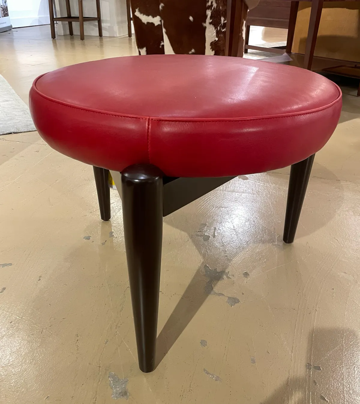 McKinley 573-PEG Peg Stool in Red McKinley 573-PEG Peg Stool in Red