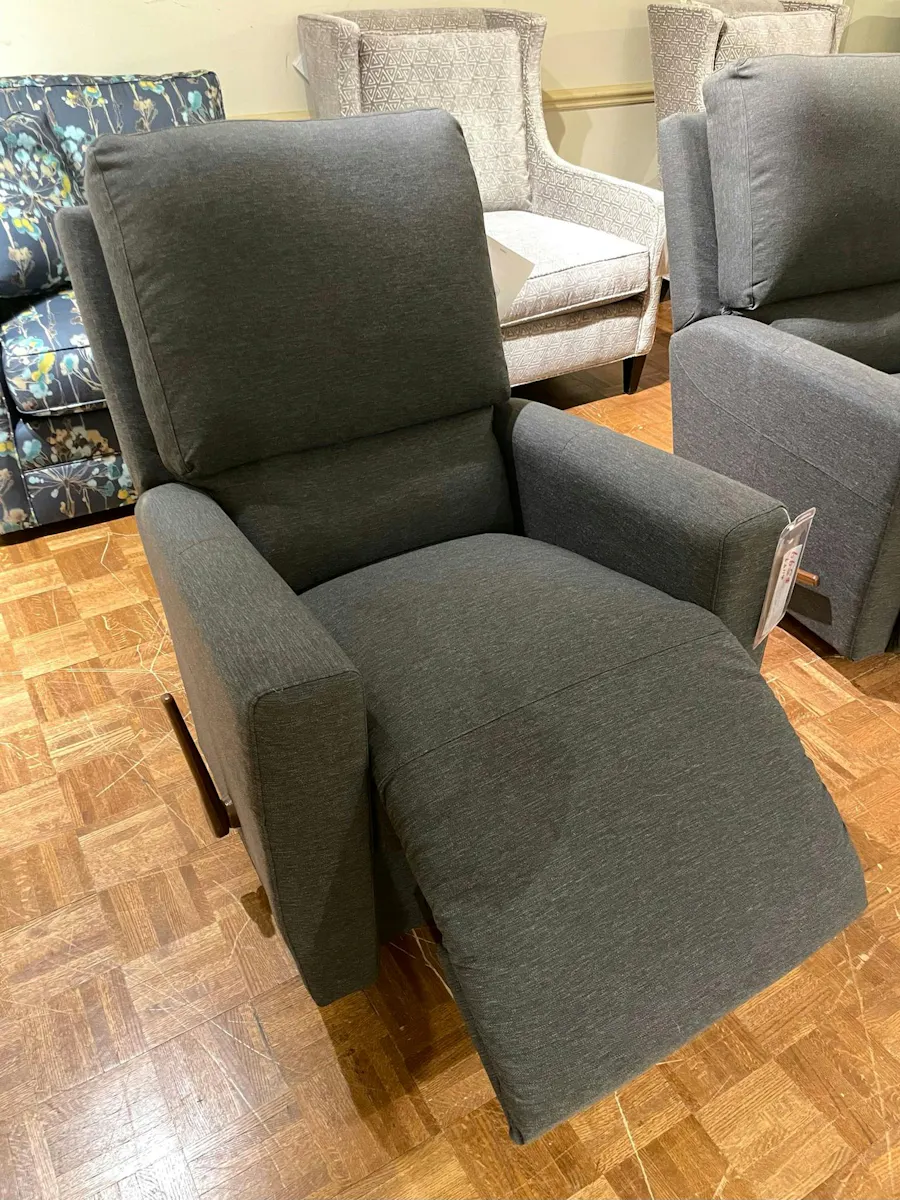 La-Z-Boy 010-782SW Reclining Swivel Chair La-Z-Boy 010-782SW Reclining Swivel Chair