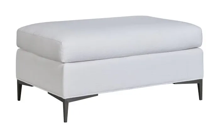 Hickory Chair HC9003-14 Vero Bumper/Cocktail Ottoman Hickory Chair HC9003-14 Vero Bumper/Cocktail Ottoman